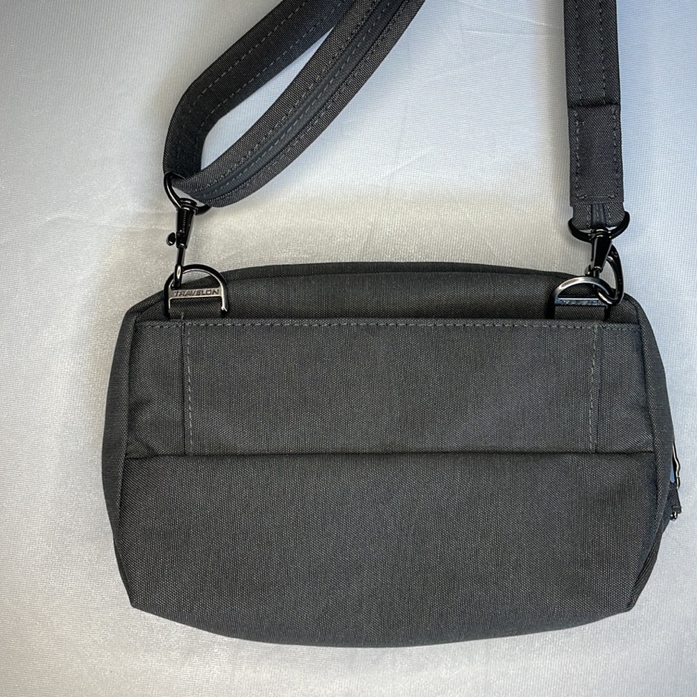 Travelon Anti-Theft Metro Convertible Small Crossbody Belt bag - Picture 14 of 15